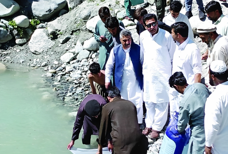 دریاوں میں مچھلی کے غیر قانونی شکار کو کنٹرول کرنے کیلئے سخت اقدامات اٹھائے۔