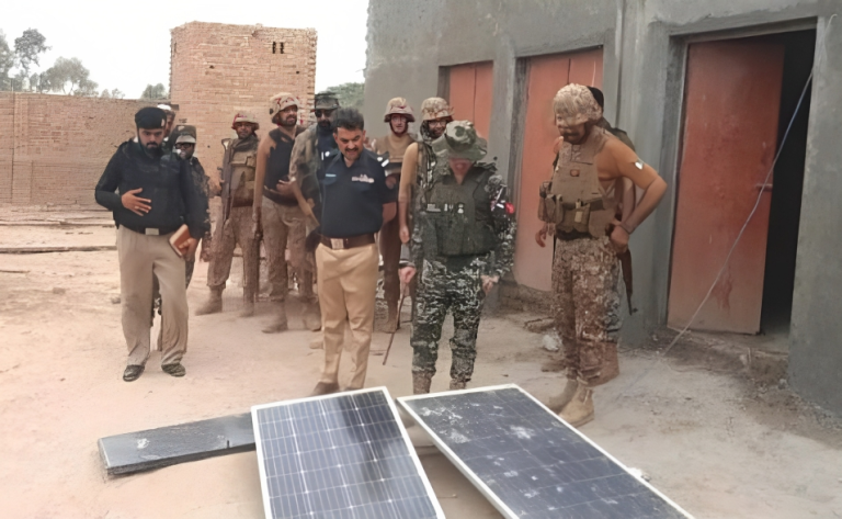 ڈسٹرکٹ پولیس آفیسر کے ہمراہ نصران چوکی کا دورہ، امن و امان کی سلسلے میں سیکیورٹی انتظامات کا جائزہ