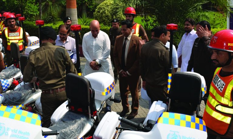 ڈبلیو ایچ او کی جانب سے محکمہ ریلیف، بحالی و آباد کاری کو ایمبولینس گاڑیاں اور موٹر بائیک ایمبولینسز عطیہ