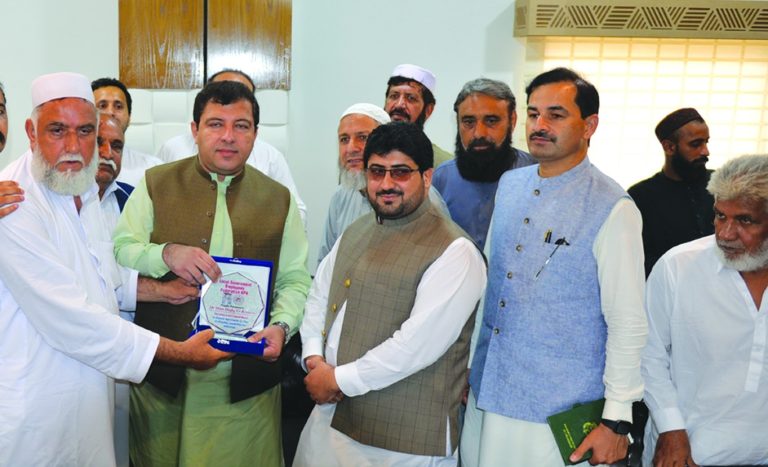 پشاور ڈویلپمنٹ اتھارٹی کے ملازمین کی ریگولیشن بھی جلد ہو جائے گی۔نگران صوبائی وزیر بلدیات