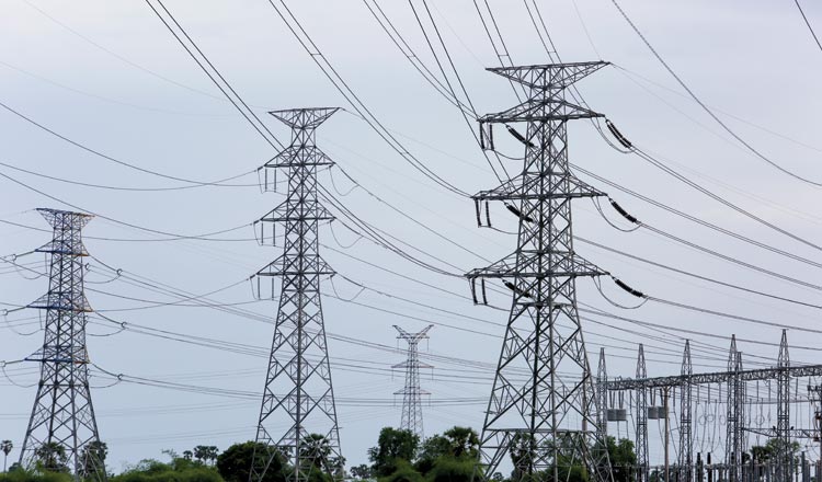 بجلی چوری ایک قومی المیہ بن چکا ہے جس کے خلاف متعلقہ اداروں اور شہریوں کو جدوجہد کرنا چاہئیے۔ تاکہ قانون پر عملدرآمد کرنے والے افراد کو بجلی چوروں کی وجہ سے تکلیف کا سامنا نہ کرنا پڑے