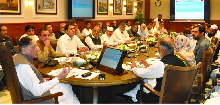 نگران وزیر برائے محکمہ ایکسائز،ریوینو و خزانہ احمد رسول بنگش کی زیر صدارت محکمہ ایکسائز کا ماہانہ کارکردگی اجلاس