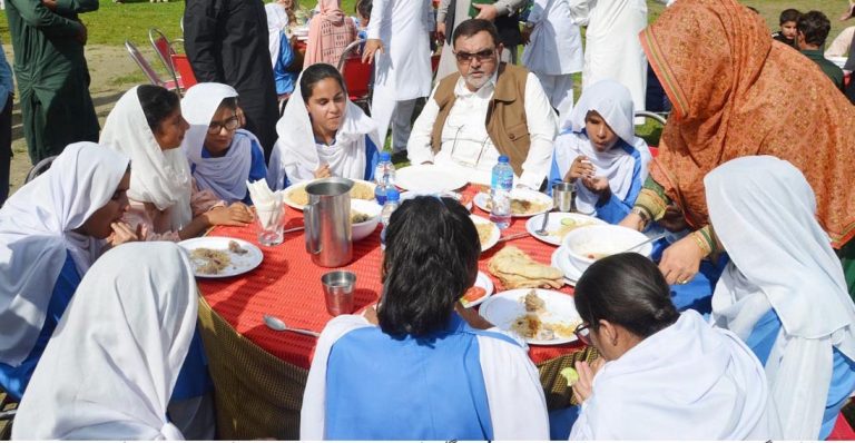 یرسٹر فیروز جمال شاہ کاکاخیل کا خصوصی بچوں کے لیے مستقل سمر و ونٹر کیمپ کے انعقاد کا اعلان۔