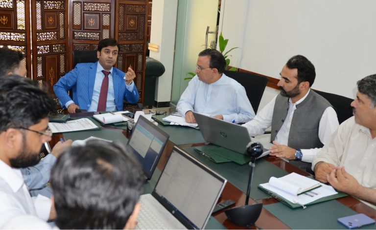 سپورٹس پروجیکٹس میں نقائص پر قانونی کارروائی عمل میں لائی جائے گی، وزیر کھیل