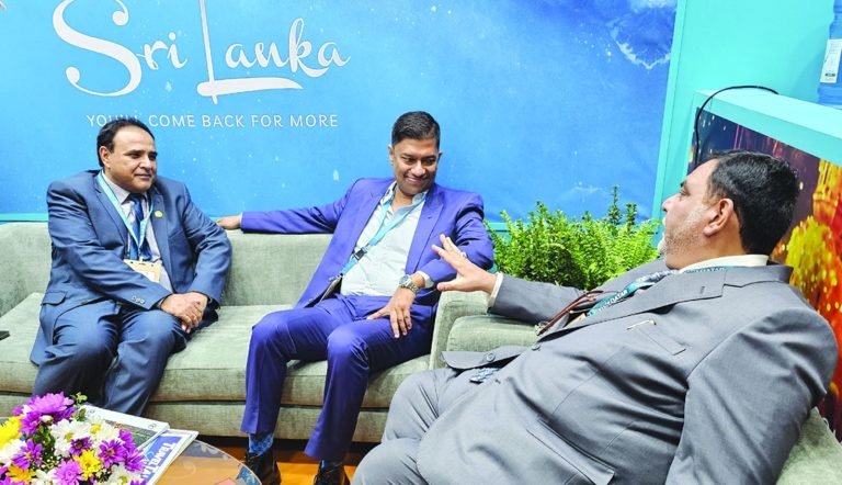 خیبرپختونخوا کے وزیر سیاحت کی لندن میں ورلڈ ٹریول مارٹ ایونٹ کے موقع پر سری لنکا کے وزیر سیاحت سے ملاقات