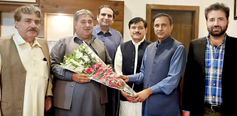 حکومت صوبے میں صحافیوں کو درپیش مسائل کے حل اور صحافت کے فروغ کے لئے جامع اقدامات اٹھا رہی ہے۔