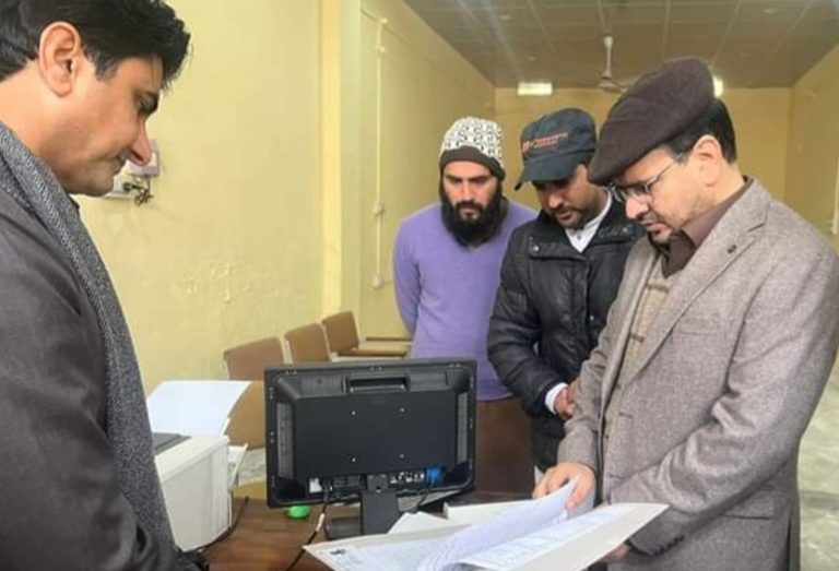ڈپٹی کمشنر صوابی نے سوشل ویلفئیر ڈیپارٹمنٹ کے زیر اہتمام سر کاری مہمان خانہ شاہ منصور کا دورہ۔