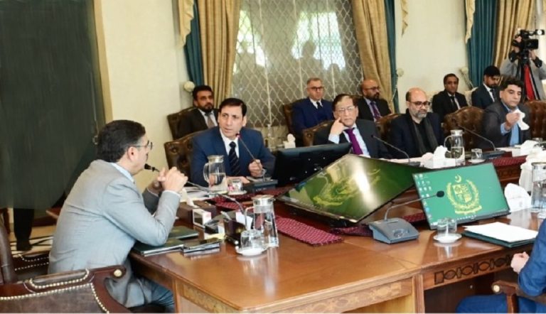 خیبرپختونخوا میں مالی مسائل کے حل کے لئے نگران وزیراعلیٰ کی درخواست پر وزیراعظم کاکڑ کی صدارت میں اہم اجلاس