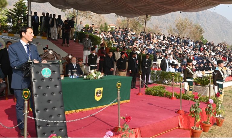 نگران وزیر اعلی نے طلباء کو ملک و قوم کا قیمتی اثاثہ اور مستقبل کے معمار قرار دیتے ہوئے تربیت پر زور۔
