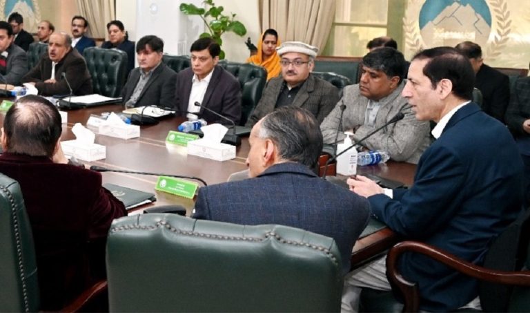 نگران وزیر اعلیٰ خیبر پختونخوا نے ہیومین کیپیٹل ایکسپورٹ اسٹریٹجی پر عمل کی ہدایت کی۔