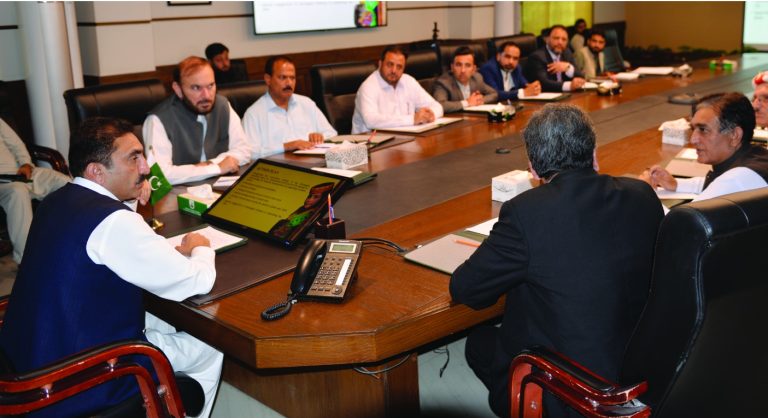 خیبرپختونخوا حکومت نے رواں سال ترچ میر سال کے طور منانے اور چترال میں سالانہ ترچ میر فیسٹیول شروع کرنے کا اعلان