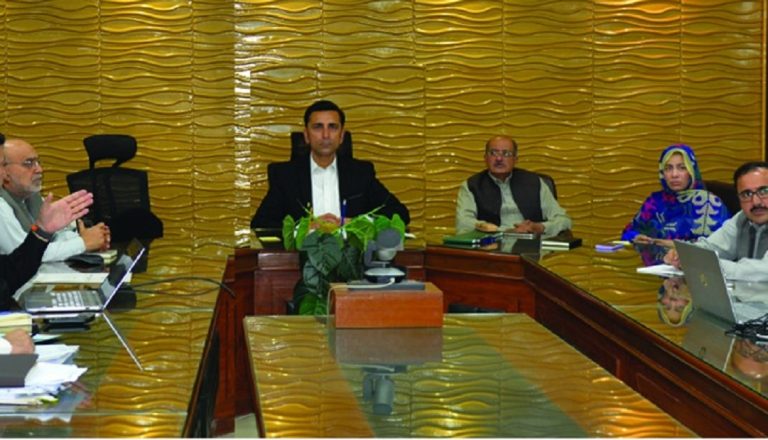 وزیر ابتدائی و ثانوی تعلیم خیبر پختونخوا: ترقیاتی منصوبوں کی بروقت تکمیل کیلئے ہدایات جاری