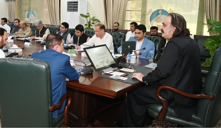 وزیراعلیٰ خیبرپختونخوا نے سیاحت کی فروغ کیلئے جدید اقدامات کا فیصلہ