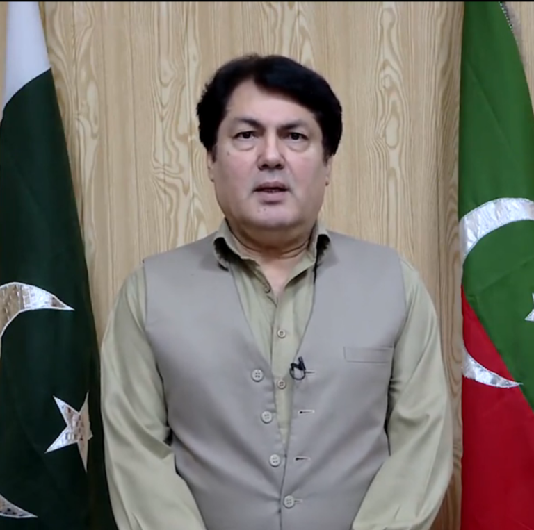 خیبر پختونخوا حکومت کے مشیر اطلاعات خیبر پختونخوا بیرسٹر ڈاکٹر سیف نے اسلام آباد میں