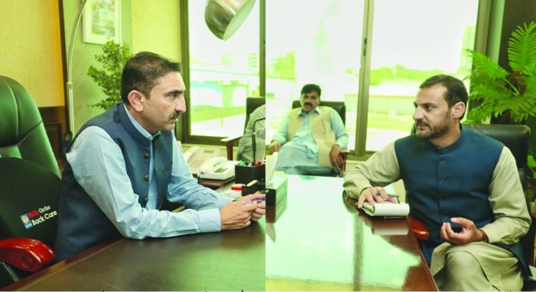 افسران صوبے میں کھیلوں کے فروغ اور محکمہ کی ترقی کیلئے اپنی توانائیاں صرف کریں۔ مشیر کھیل