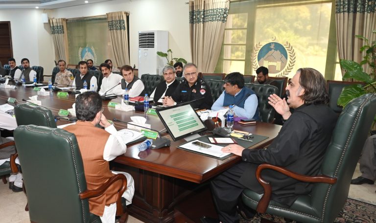پشاور میں منشیات کے عادی افراد کی بحالی اور گداگری کی روک تھام کے لئے دو الگ الگ ایکشن پلانز کی منظوری۔