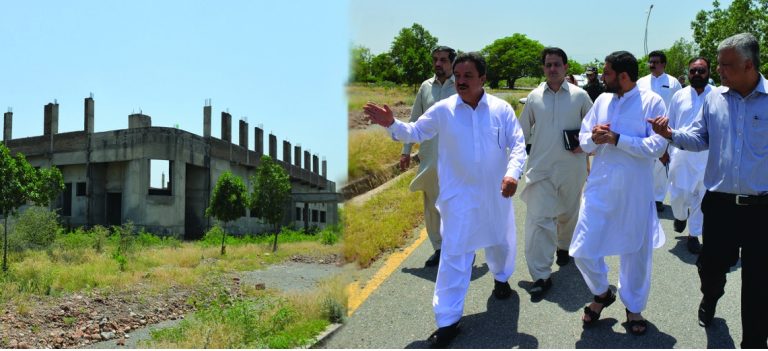 خیبر پختونخوا کے وزیر  بلدیات ارشد ایوب خان نے جمعرات کے روز پشاور ڈیویلپمنٹ اتھارٹی ہیڈ آفس حیات آباد کا دورہ کیا، وہاں مختلف سیکشنزکا معائنہ کیا اور عملے کی موجودگی کا جائزہ لیا
