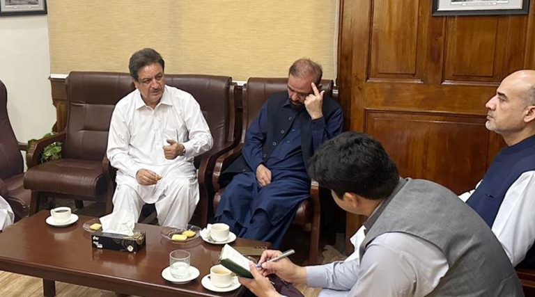 خیبر پختونخوا کے وزیر بلدیات ارشد ایوب نے کہا ہے کہ ٹی ایم ایز کی ڈیجیٹلائزیشن کے لئے کام جاری ہے