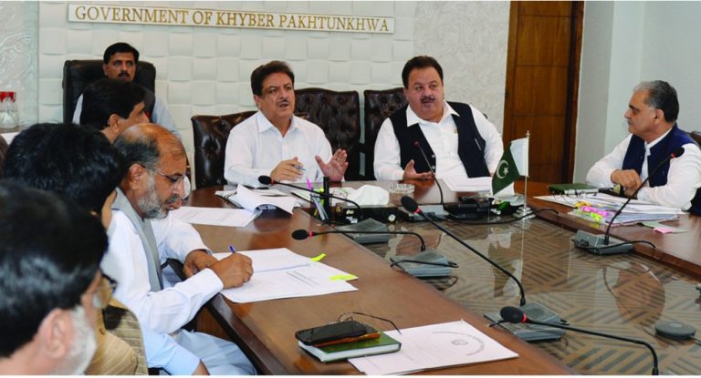 خیبر پختونخوا کے وزیر برائے بلدیات،دیہی ترقی و الیکشن ارشد ایوب خان کی زیر صدارت اربن ایریا ڈیولپمنٹ اتھارٹی بورڈ کا ساتواں اجلاس منگل کے روز محکمہ بلدیات کے کمیٹی روم پشاورمیں منعقد ہوا۔