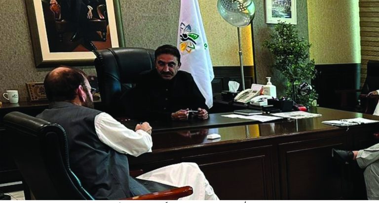 مشیر سیاحت کی سیکرٹری ماحولیات سے ان کے والد کی وفات پر اظہار تعزیت و فاتحہ خوانی
