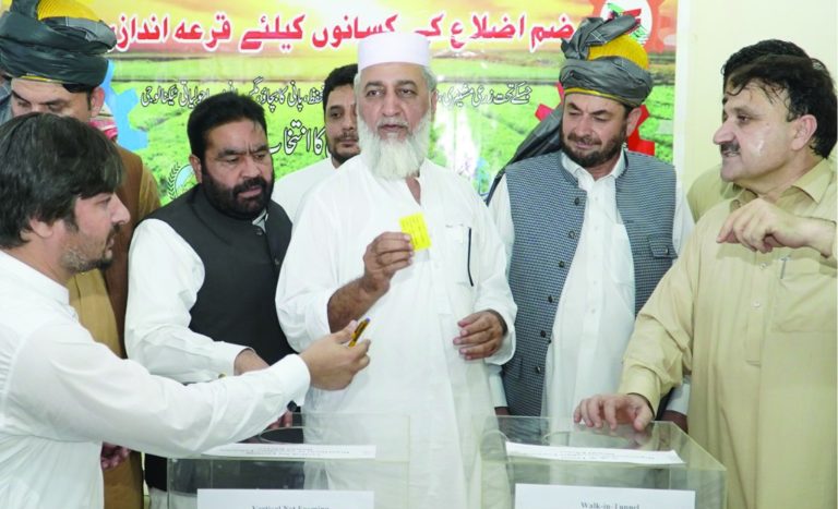 خیبرپختونخوا کے وزیر برائے زراعت میجر ریٹائرڈ سجاد بارکوال نے کہا ہے کہ ہم نے زراعت میں ابھی تک وہ مقام حاصل نہیں کیا