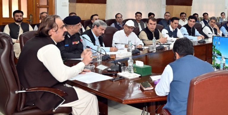 وزیر اعلیٰ علی امین گنڈاپور نے سول انتظامیہ کو عوامی ایجنڈا دے دیا، فوری عملدرآمد کا حکم