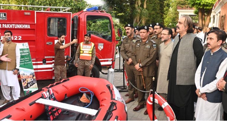 وزیراعلیٰ خیبرپختونخوا: ریسکیو 1122 کو جدید مشینری اور ایمرجنسی گاڑیاں فراہم، موٹر بائیک ایمبولینس سروس کی توسیع کا اعلان
