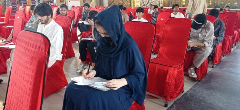 ایٹا کے زیر انتظام پختونخوا کے انجنیئرنگ یونیورسٹیوں میں داخلے کیلئے انٹری ٹیسٹ کا کامیاب انعقاد،
