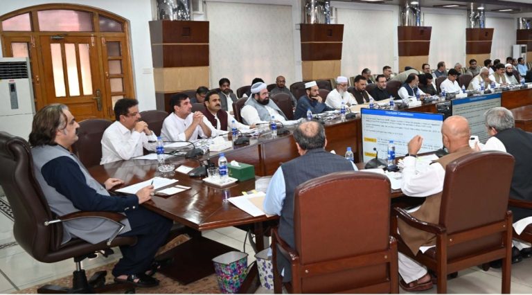 صوبے کی پائیدار بنیادوں پر ترقی کےلئے وزیراعلیٰ علی امین خان گنڈا پور کااہم اقدام — آٹھ فلیگ شپ منصوبوں کی منظوری