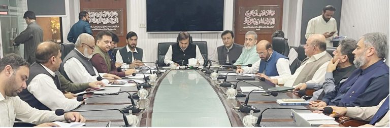 وزیر اعلیٰ خیبرپختونخو کے مشیر برائے صحت احتشام علی نے کہا ہے کہ پشاور سمیت صوبہ بھر میں