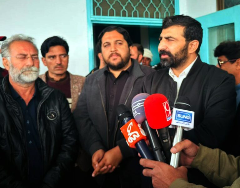 ڈسٹرکٹ پریس کلب بونیرکی نو منتخب کابینہ کی تقریب حلف برداری