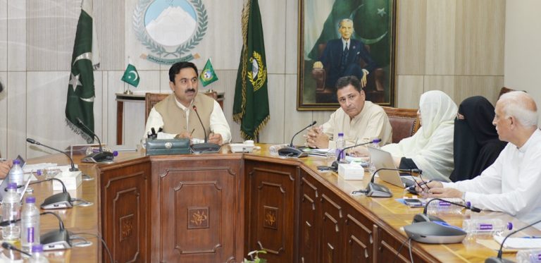 چیف سیکرٹری شہاب علی شاہ کی زیرِ صدارت محکمہ زراعت کے روڈمیپ کا جائزہ اجلاس