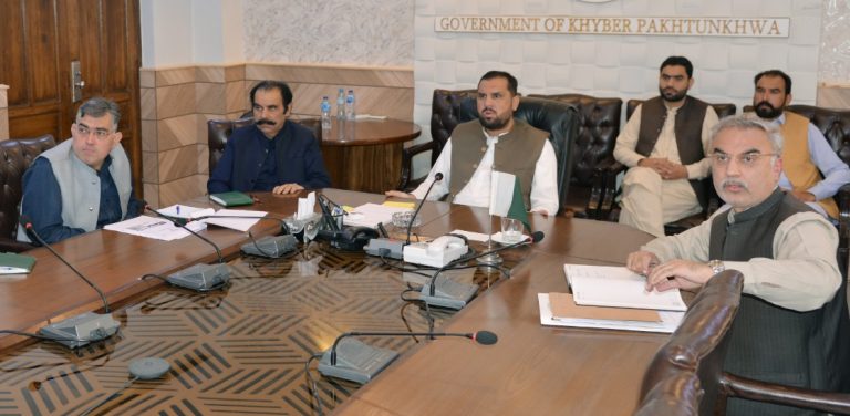 وزیر بلدیات خیبرپختونخوا مینا خان آفریدی کی زیر صدارت محکمہ بلدیات کے سالانہ ترقیاتی پروگرام کا جائزہ اجلاس