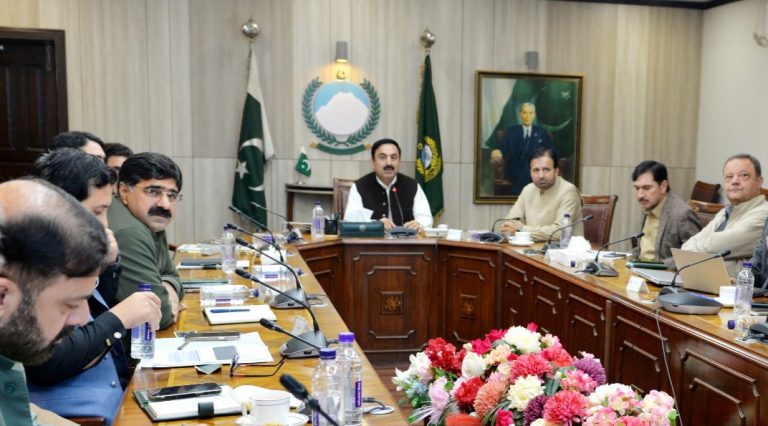 صوبائی حکومت محکمہ جاتی اصلاحات، موثر گورننس اور ڈیجیٹائزیشن کے ذریعے سروس ڈلیوری کے نظام کی بہتری کیلئے کوشاں ہے, چیف سیکرٹری خیبرپختونخوا شہاب علی شاہ