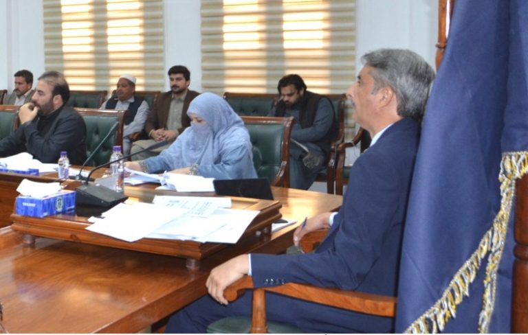 خیبر پختونخوا اسمبلی کی قائمہ کمیٹی برائے بین الصوبائی رابطہ کا اجلاس منگل کے روز چیئرمین کمیٹی و رکن صوبائی اسمبلی احمد کنڈی کی زیر صدارت