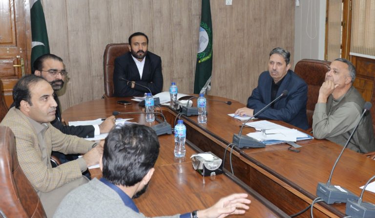 گداگری کی روک تھام، کنٹرول اور بحالی سے متعلق کابینہ کمیٹی برائے قانون سازی کا اجلاس۔