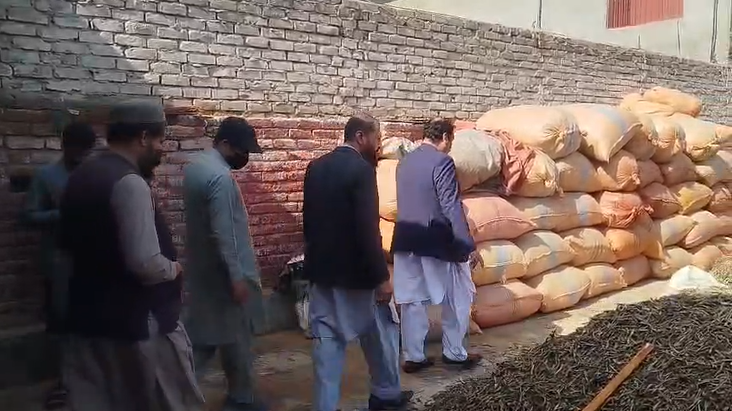 خیبرپختونخوا فوڈ سیفٹی اینڈ حلال فوڈ اتھارٹی کی پشاور میں بڑی کارروائیاں