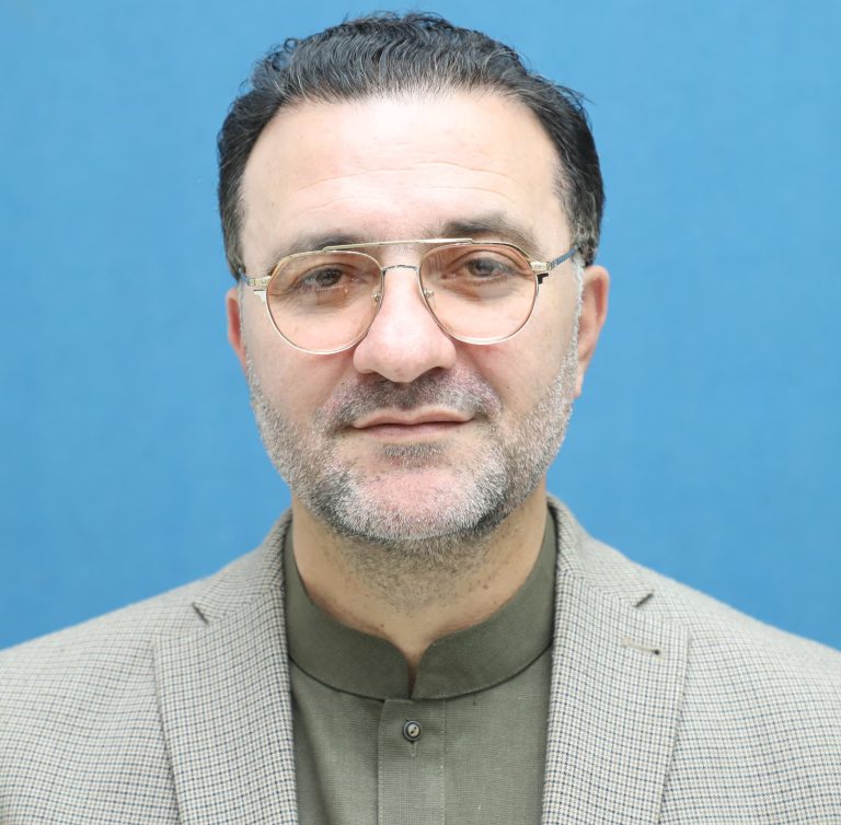 محکمہ صحت خیبر پختونخوا نے صوبائی وزیر صحت خلیق الرحمن کی ہدایت پر صوبہ بھر میں صحت کی سہولیات کو مزید مؤثر بنانے کے لیے دیگر اہم اقدامات کے ساتھ ساتھ طبی عملے کی بھرتیوں کا بھی اعلان کیا ہے