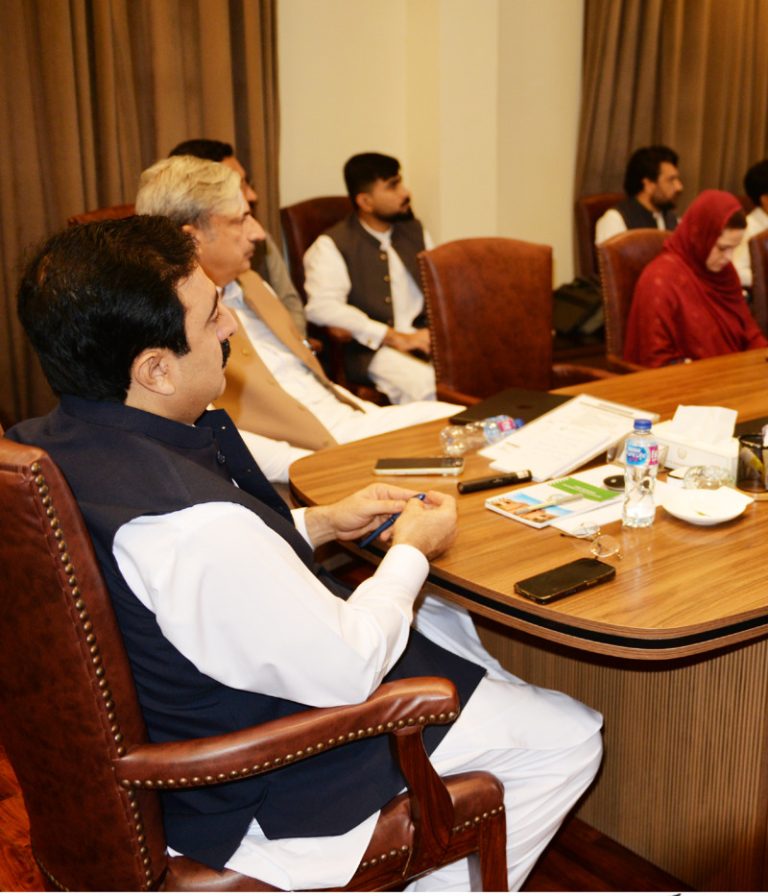 چیف سیکرٹری خیبر پختونخوا شہاب علی شاہ کی زیرِ صدارت سیکرٹریز کمیٹی اجلاس کا انعقاد