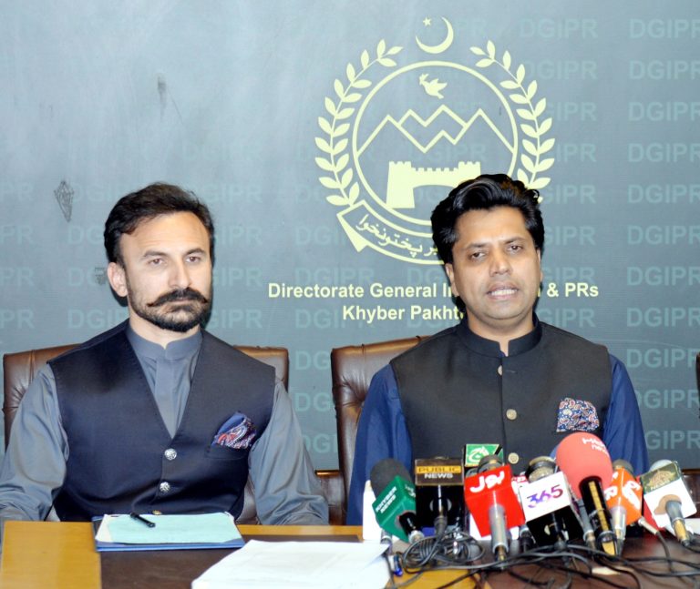 خیبرپختونخوا میں گندم اور آٹے کی کوئی قلت نہیں، مارکیٹ کی صورتحال مکمل طور پر کنٹرول میں ہے، شفیع جان