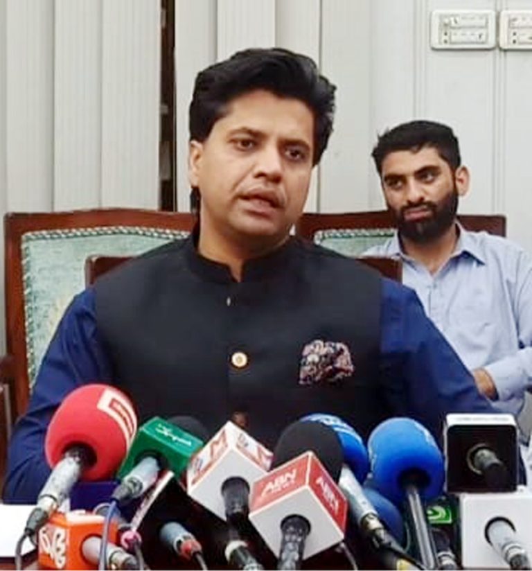 وزیر اطلاعات خیبرپختونخوا شفیع جان کا کوئٹہ میں کوئلہ کان حادثے پر اظہار افسوس