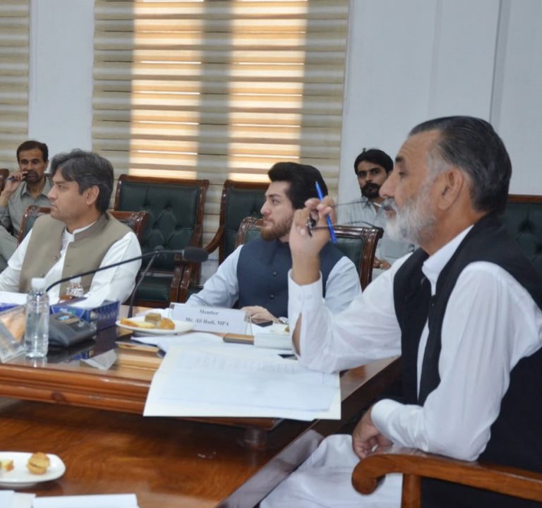 خیبر پختونخوا صوبائی اسمبلی کی قائمہ کمیٹی برائے قانون، پارلیمانی امور و انسانی حقوق کا اہم اجلاس