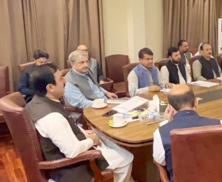 چیف سیکرٹری شہاب علی شاہ کی زیرِ صدارت ہفتہ وار اجلاس